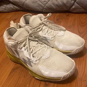 Men Basketball Shoes Damian Lillard